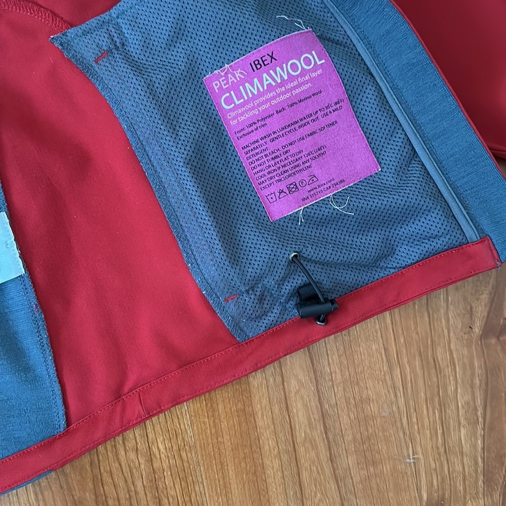 Ibex women’s wool zip up jacket red/grey - size small - Picture 10 of 10